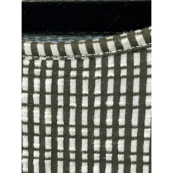 W5 size Medium front knot shirt - Picture 3 of 8